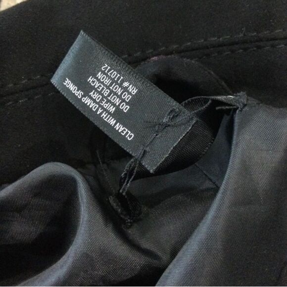 Aqua Jacket Women’s Size Small Color Black Faux Suede Moto Jacket With Studs - Picture 7 of 13